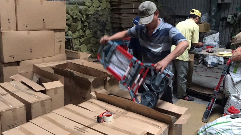 xuat khau xe day hang