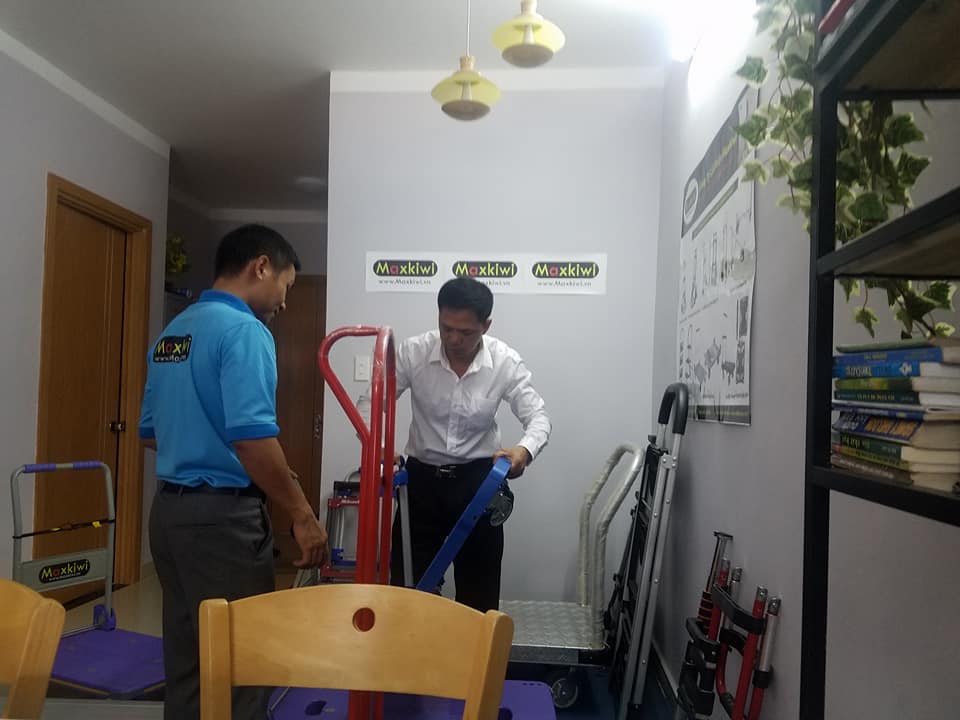 CN xe day hang Maxkiwi