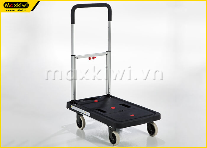 PT-0096B vẫn trung thành với sắc đen