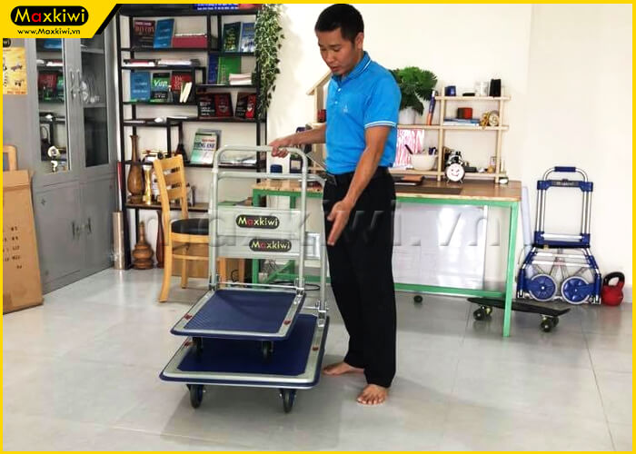 Xe đẩy hàng sàn thép đa dạng kích thước